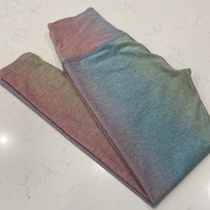 Beyond Yoga Pink and Blue Gradient Leggings